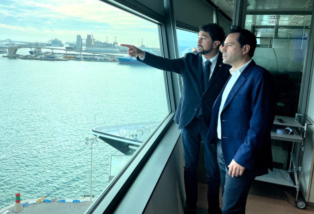 Recorre Vila Dosal el Puerto de Barcelona para intercambiar experiencias que contribuyan a impulsar el desarrollo portuario de Yucatán