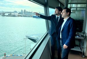 Recorre Vila Dosal el Puerto de Barcelona para intercambiar experiencias que contribuyan a impulsar el desarrollo portuario de Yucatán