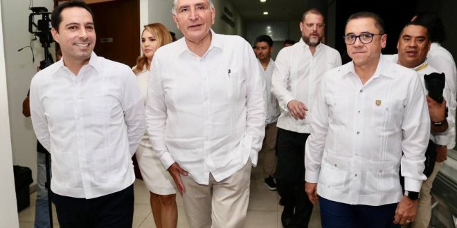 El secretario de Gobernación elogia el trabajo del gobierno de Yucatán