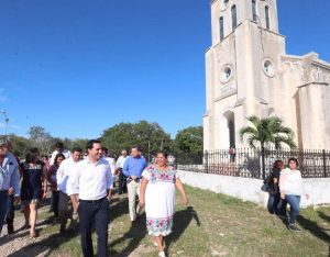 Habitantes de la comisaría de Xcunyá en Mérida, cuentan con un espacio mejorado y más seguro con la rehabilitación de la iglesia de San Juan Bautista
