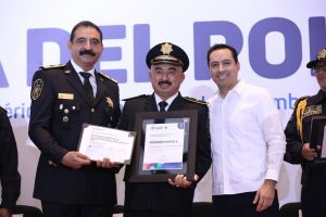 En el Día del Policía, el Gobernador Mauricio Vila reconoció el compromiso y lealtad de policías al servicio del estado