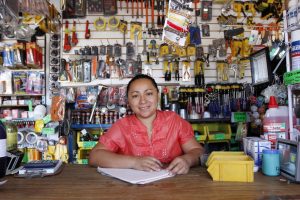 Con MicroYuc Mujeres, el Gobierno del Estado se impulsa la autonomía de microempresarias yucatecas