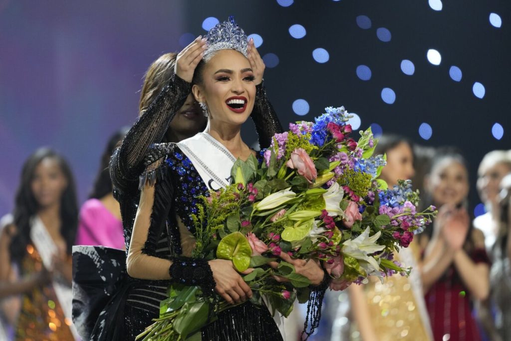 La Miss Universo es la estadounidense R’Bonney Gabriel