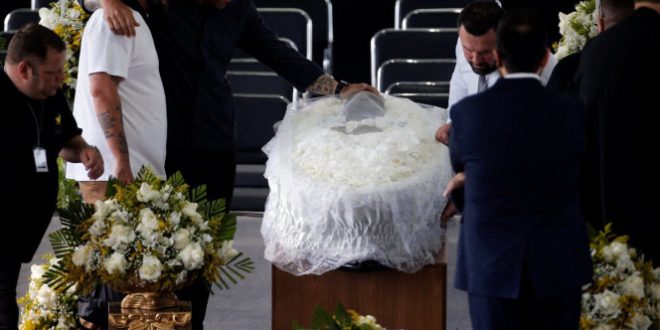 En Brasil inicia el velorio público de Pelé