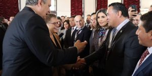 Renán Barrera promueve el Municipio en los circuitos comerciales internacionales