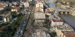 A dos semanas de la catástrofe, otro sismo ayer sacude Turquía