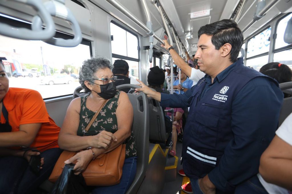 Poco a poco se está logrando la transformación del transporte público en Yucatán con el inicio de operaciones del Circuito Metropolitano como parte del Sistema de transporte “Va y ven”     