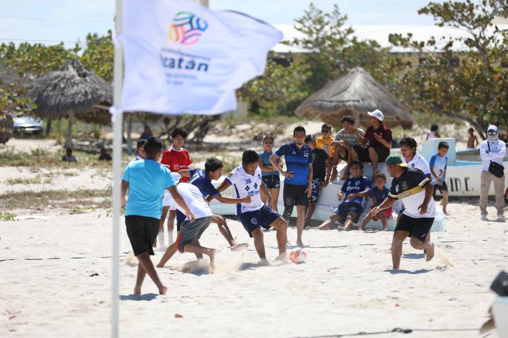 Con música, artesanías, deporte y gastronomía, el Festival de la Veda lleva turismo a puertos del oriente de Yucatán