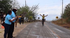 Jalil Escalante se mantiene en la cima de la Vuelta Maya de ciclismo