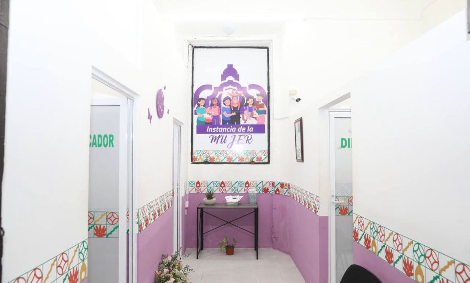 Inaugura el Gobernador Mauricio Vila el Instituto Municipal de la Mujer de Conkal