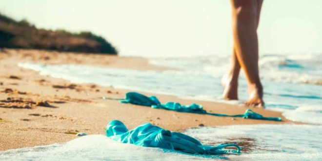 Nudistas de Austria se oponen a la construcción de teleférico sobre su playa