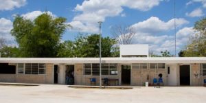Entregan escuela nueva en Tekax