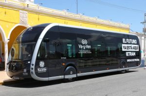 Llega a Umán la unidad de prueba del Ie-tram para que habitantes puedan conocer sus beneficios