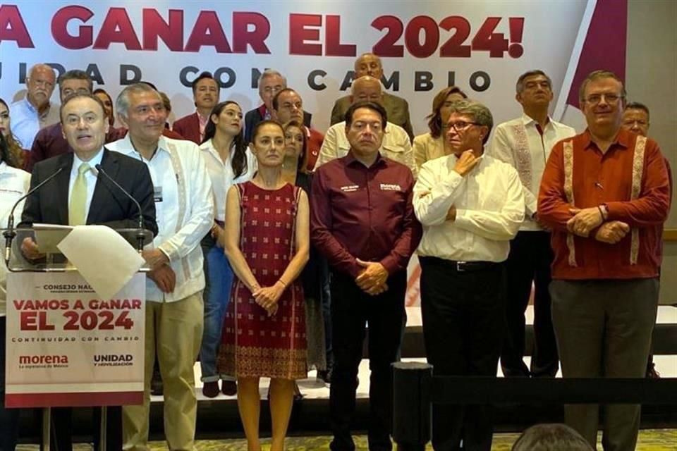 El Consejo Nacional de Morena acordó que las “corcholatas” no podrán participar en medios considerados como “conservadores” o adversarios de la 4T