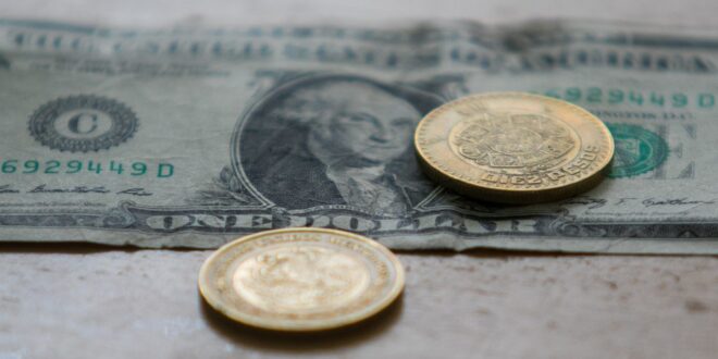 El peso, a punto de romper una nueva barrera; cotiza en 17.05