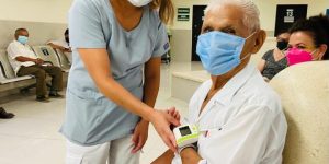 Informa el IMSS Yucatán sobre medidas preventivas ante altas temperaturas que afectan a adultos mayores
