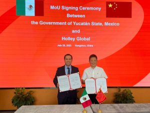 Firma Vila Dosal en China carta de intención con Holley Group para el establecimiento de un parque industrial en Yucatán