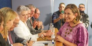 Xóchitl Gálvez se registra para participar en proceso por la candidatura presidencial