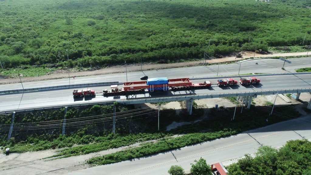 La transformación de Yucatán continúa con la llegada de un generador y un rotor para la nueva planta de ciclo combinado de la CFE