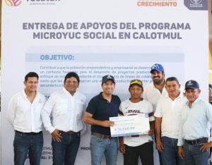 Familias de Calotmul mejoran su calidad de vida con apoyo del Gobernador Mauricio Vila Dosal