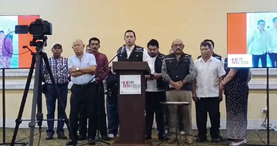 Rafael Echazarreta divide más a Morena Yucatán