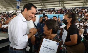 Mauricio Vila, evaluado como el mejor Gobernador de México