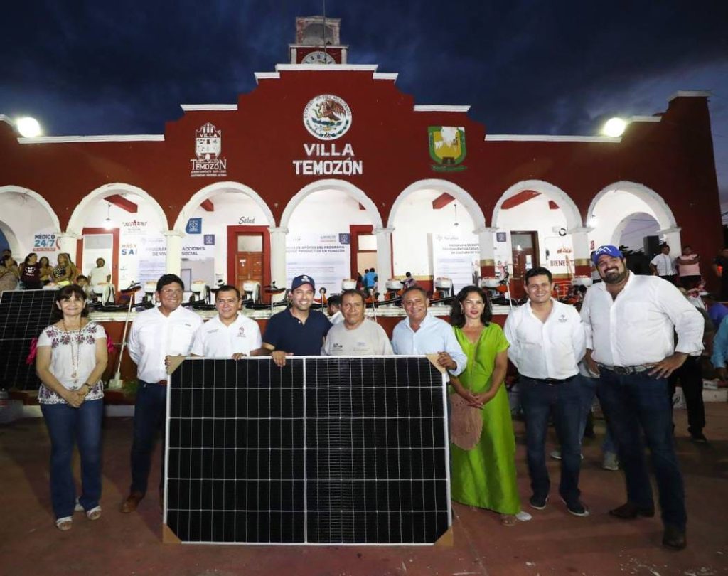 Programas y apoyos del Gobierno del Estado llegan a habitantes del municipio de Temozón