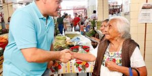Renán Barrera sitúa la participación ciudadana como pilar fundamental de la gobernanza