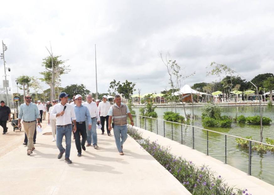 Junto con empresarios yucatecos, el Gobernador Mauricio Vila Dosal constata que el Gran Parque La Plancha ya es el mejor del país