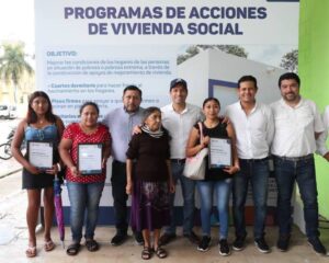 El Gobernador Mauricio Vila sigue acercando apoyos sociales y mejorando la calidad de vida de habitantes de Samahil
