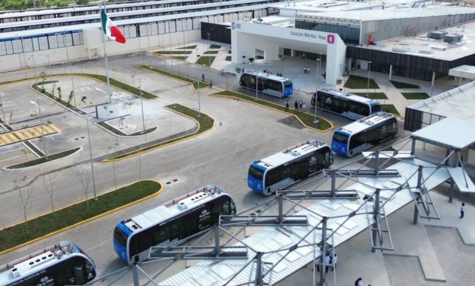 Realizan banderazo inaugural el Gobernador Mauricio Vila Dosal y el Presidente Andrés Manuel López Obrador, de la primera ruta del Ie-tram: Paseo 60-La Plancha-Teya