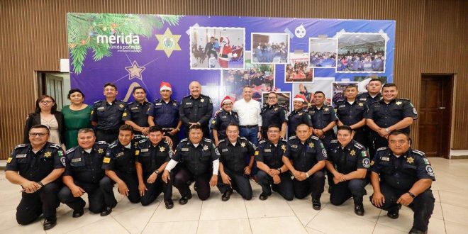 El Alcalde Alejandro Ruz reconoce la eficiente labor de la Policía Municipal de Mérida