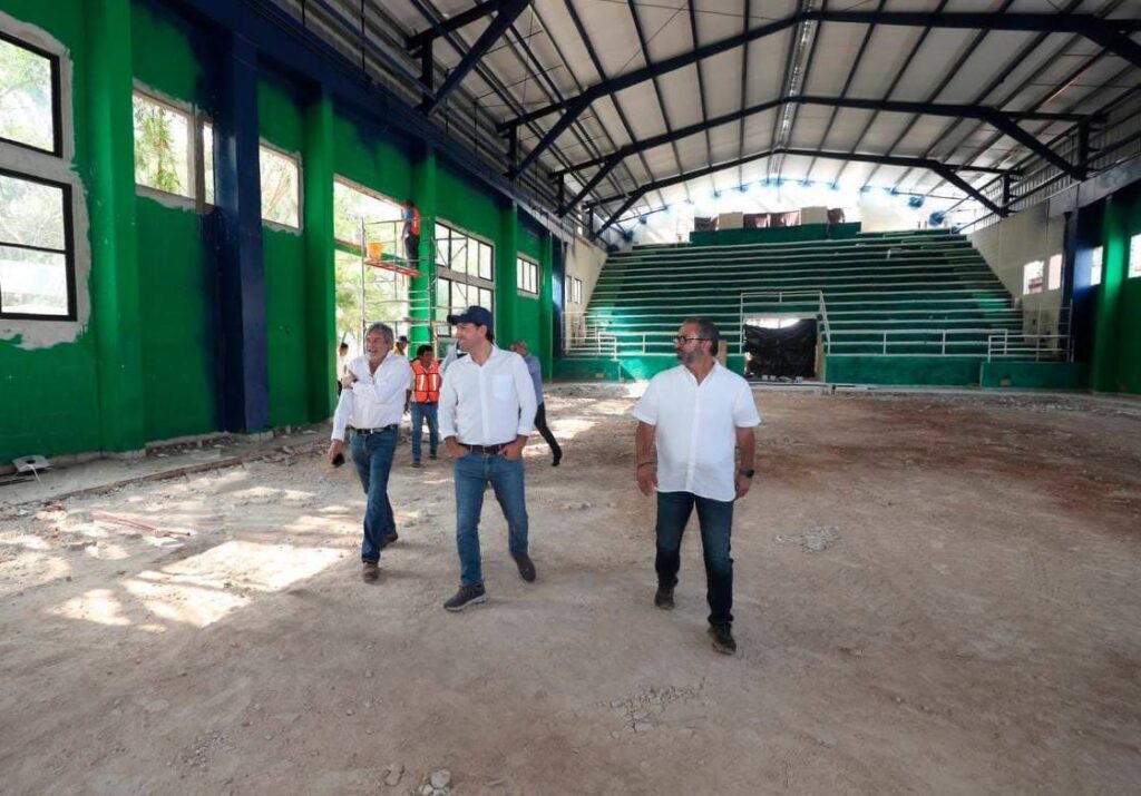 Avanza modernización de la Unidad Deportiva “Benito Juárez García”
