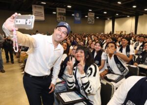 Con el programa de Movilidad Internacional, 500 jóvenes podrán estudiar inglés en el extranjero con impulso del Gobernador Mauricio Vila Dosal