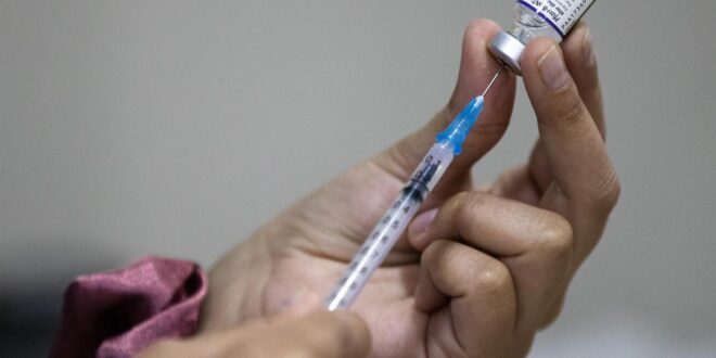 Se dispara en el IMSS la vacunación contra la influenza