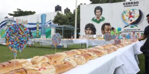 Con una Mega Rosca celebran Día de Reyes en el Cereso de Mérida