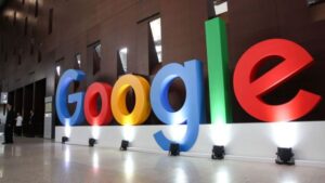 Google realiza despido masivo; podría dar de baja hasta a 12 mil empleados