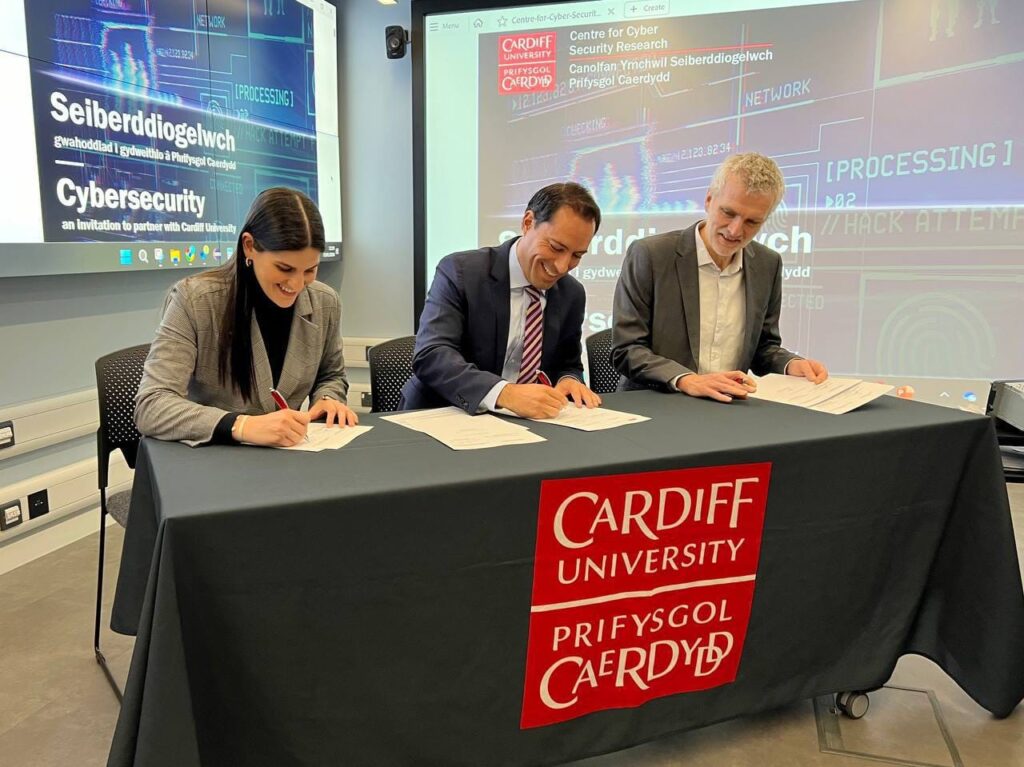Yucatán y la Escuela de Ciencias de la Computación e Informática de la Universidad de Cardiff, en Gales, unen lazos para impulsar la educación superior del estado