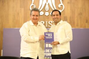Presenta el Gobernador Mauricio Vila Dosal su libro ”Una historia de cambio y transformación”