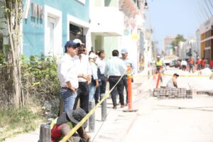 Supervisan los trabajos de construcción del Corredor Turístico y Gastronómico