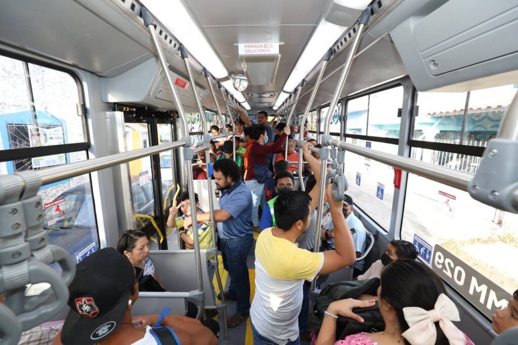 Con nuevas y modernas unidades, inició la ruta 69 Madero – Juan Pablo II