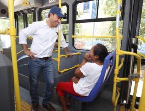 Vila supervisa las rutas del Sistema de Transporte Va y Ven que prestan servicio en el Sur de Mérida