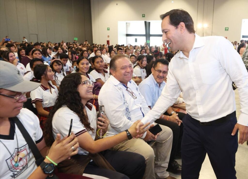 Inaugura el Gobernador Mauricio Vila Dosal el “Encuentro Familia y Juventudes Yucatán”