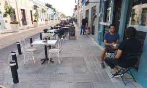 Corregirán, sin costo, cruces del corredor gastronómico como parte de la garantía de calidad