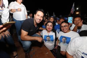Mauricio Vila continúa apoyando a los candidatos del PAN en Yucatán